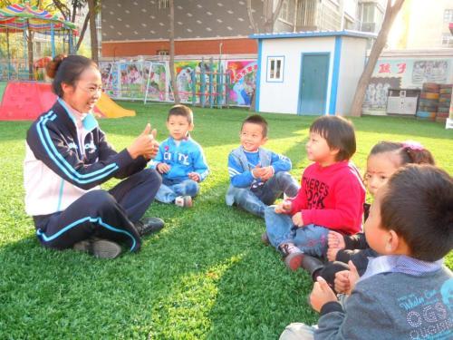 小孩子玩的游戏,揭秘孩子们喜爱的经典游戏世界