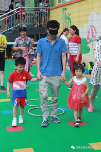 幼儿园父亲节亲子游戏,幼儿园亲子游戏乐翻天